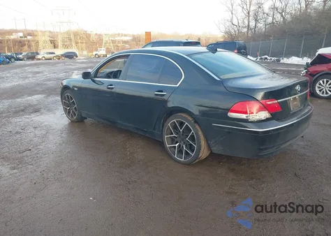2007 BMW 750Li z USA, uszkodzony, nr VIN WBAHN83517DT75695